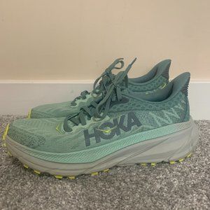 Hoka Challenger 7